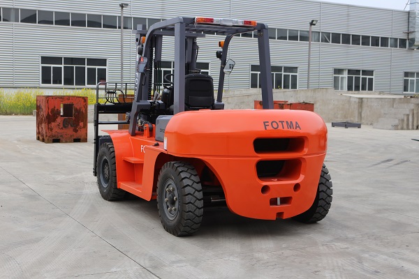8T internal combustion forklift (2)