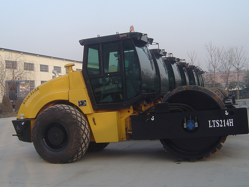 LTS212H/LTS214H Hydraulic single drum roller compactor