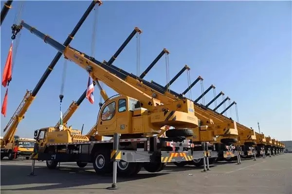 XCMG XCA300U had a perfect debut in the United States