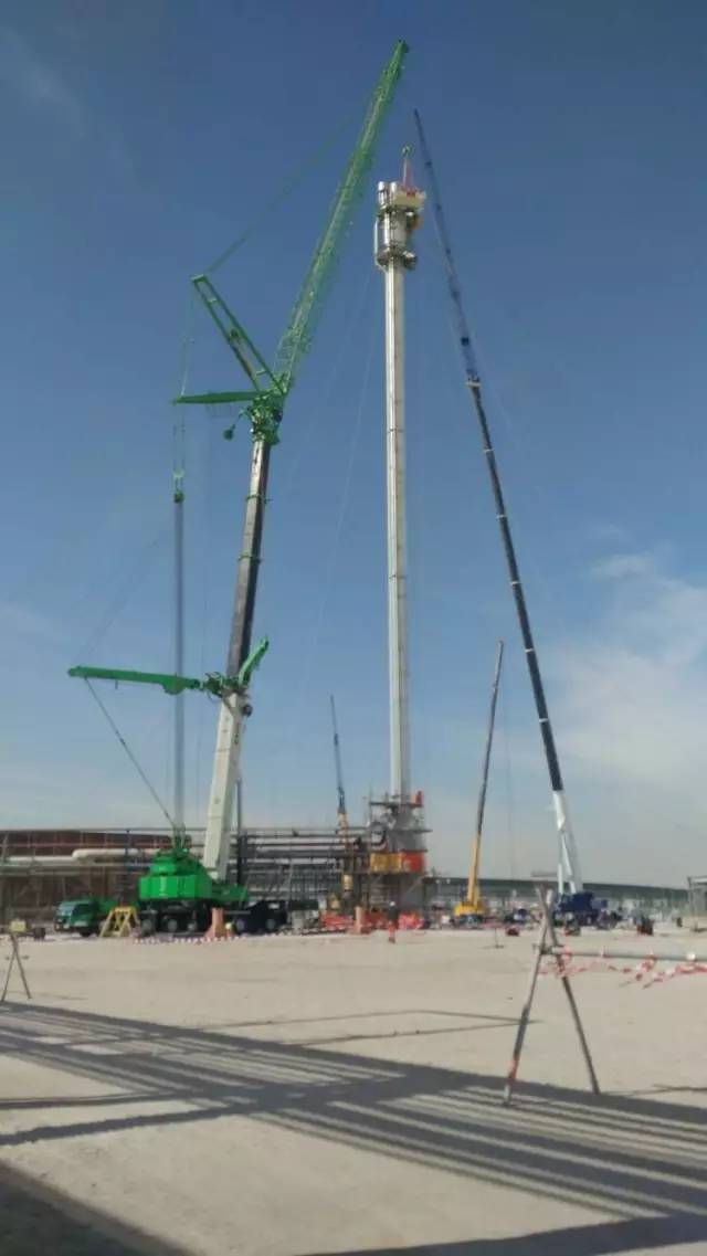 Sany SAC6000 all-terrain crane construction in Qatar