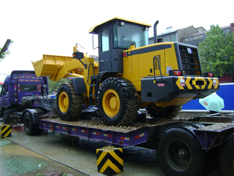  XCMG LW300FN Front Loaders